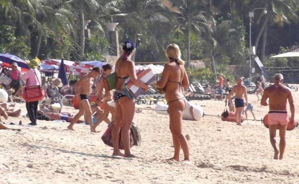 Pattaya beach nude girls