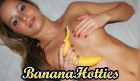 best of Hotties threesome banana