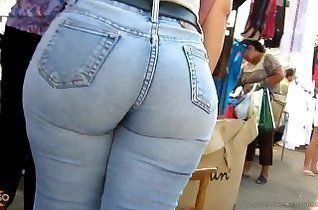 Candid tight jeans ass