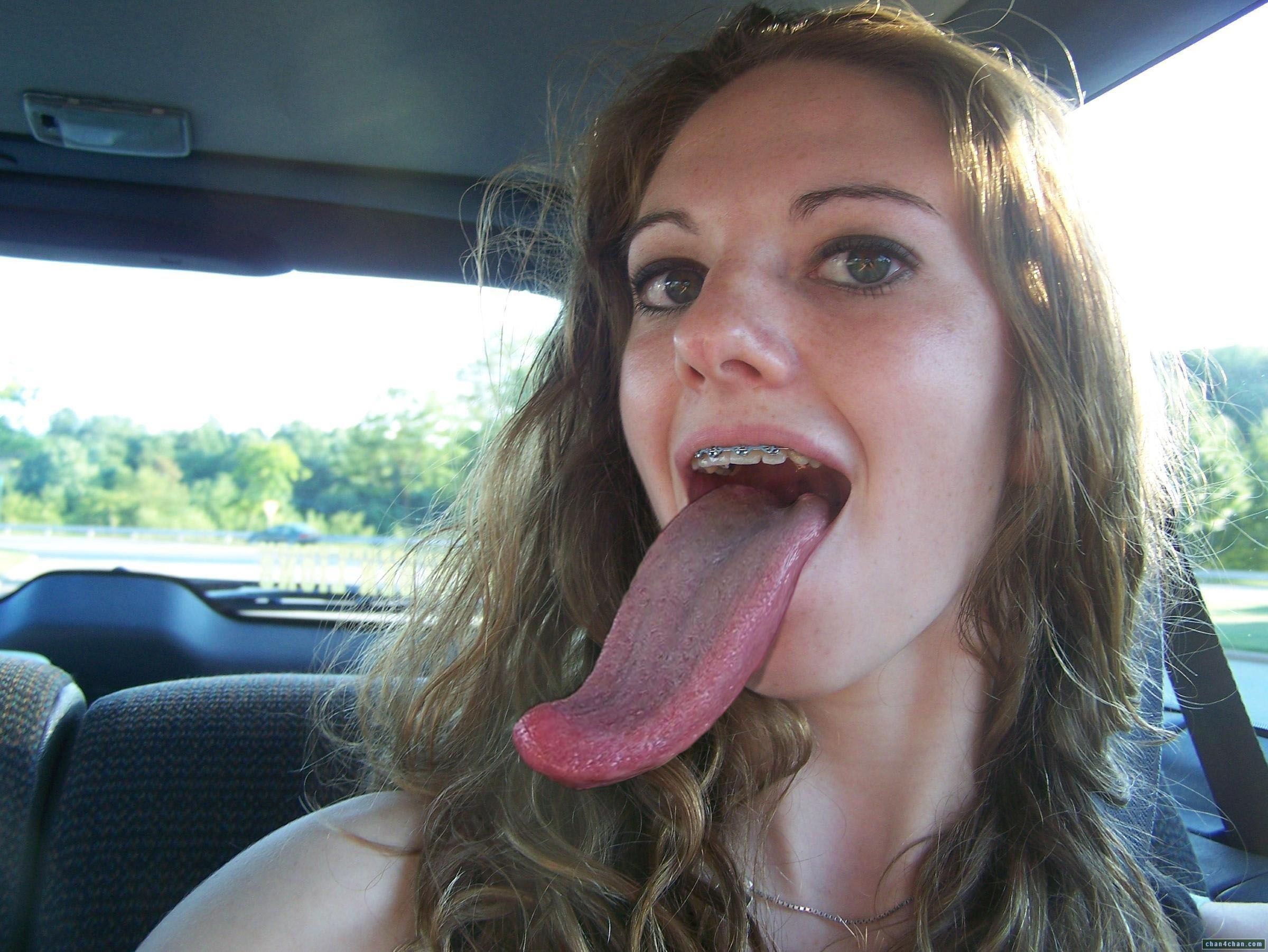 girls long tongue blowjob