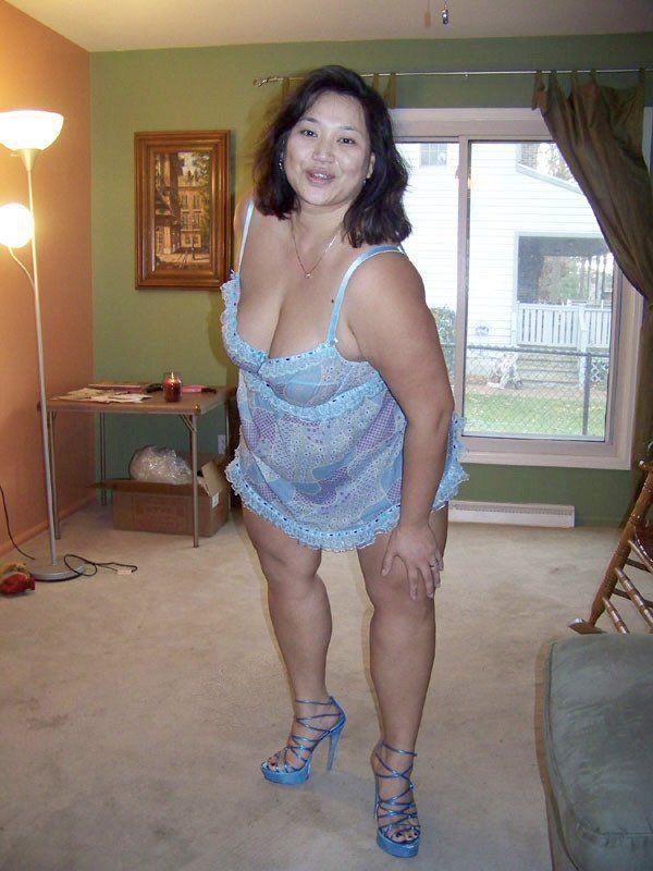 Asian Thick Milf
